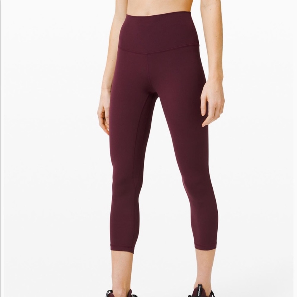 Lulu lemon cropped yoga pants